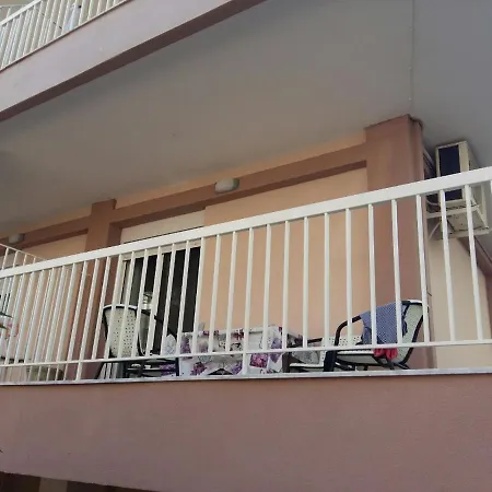 Apartment Grcka-reni Greece 2 *